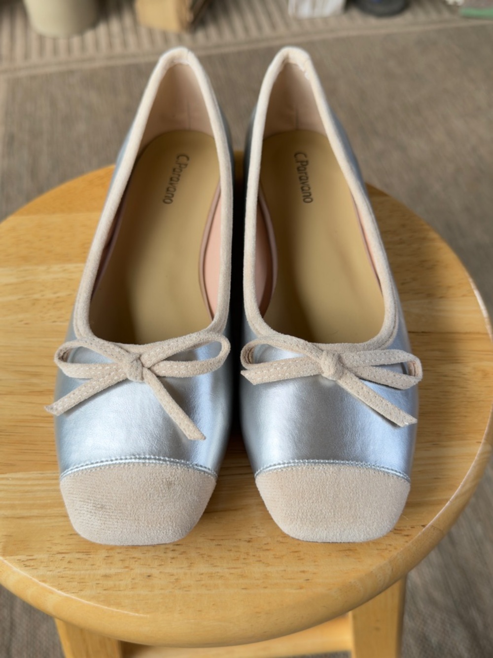 Paravano ballet flats featuring a silver metallic finish sz 8 or 38.5